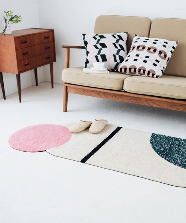 FORM LIVING RUG