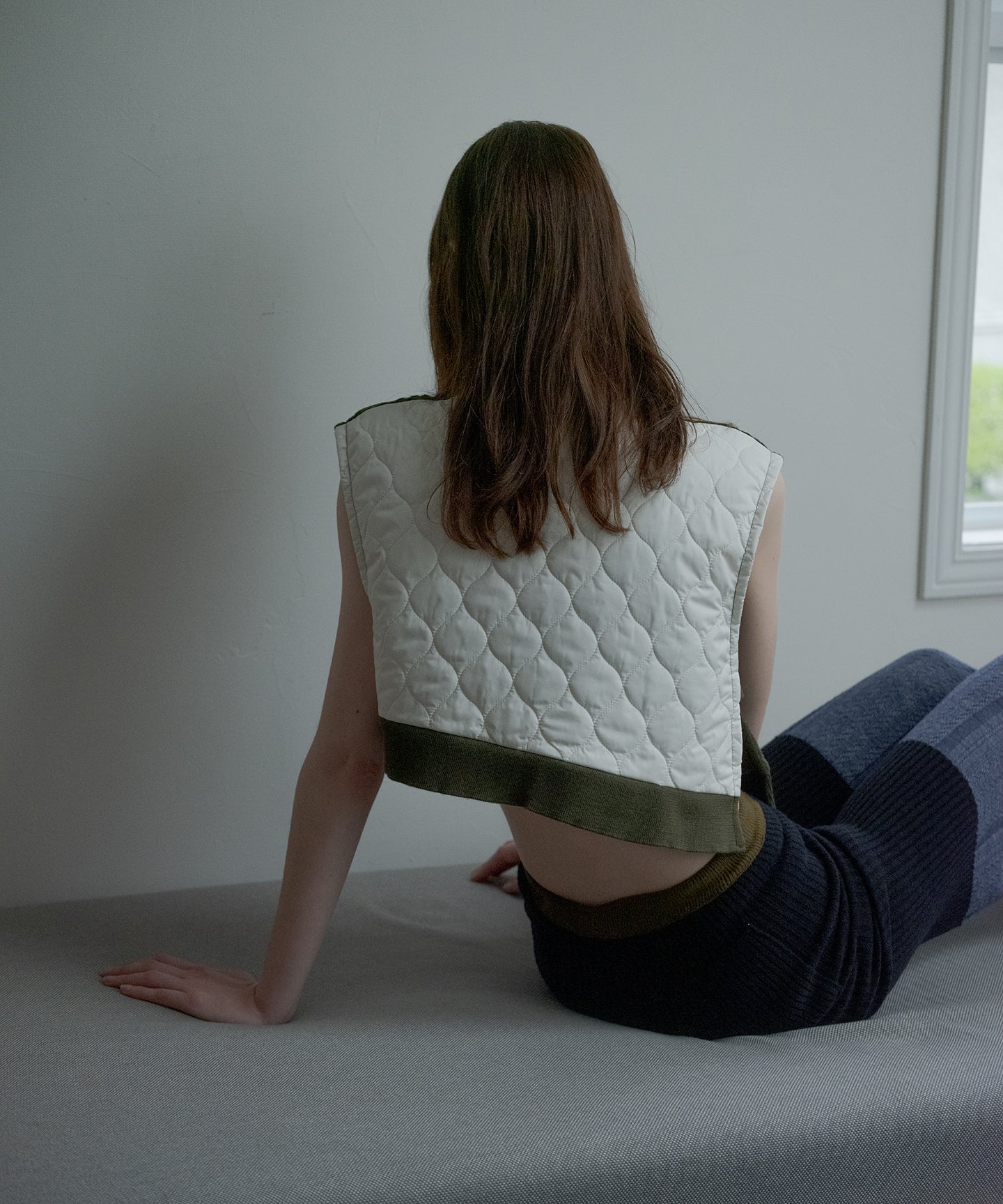 BUMPY SWITCH KNIT VEST