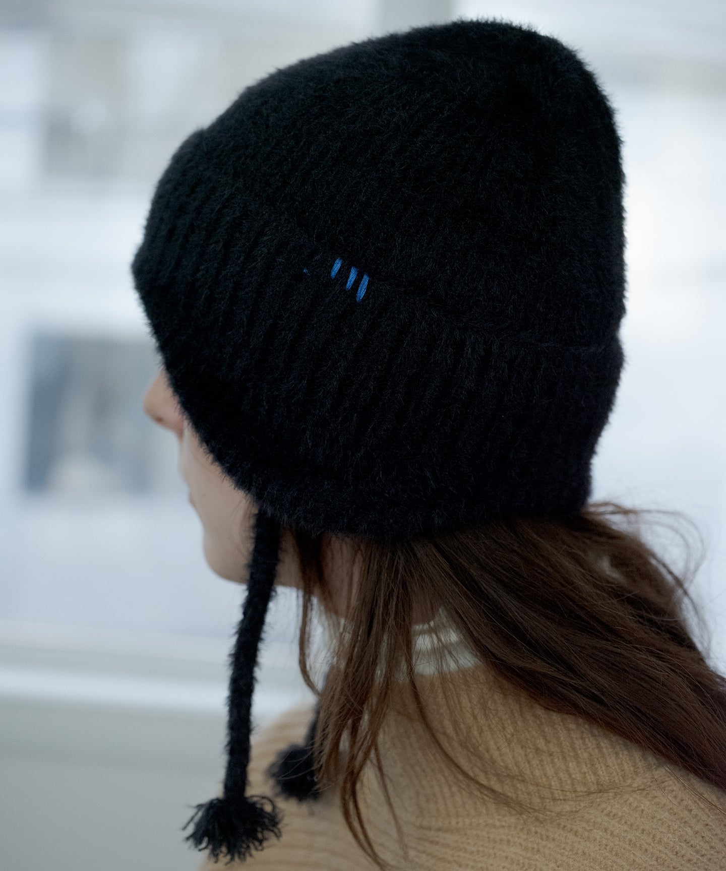 EAR FLAP KNIT HAT