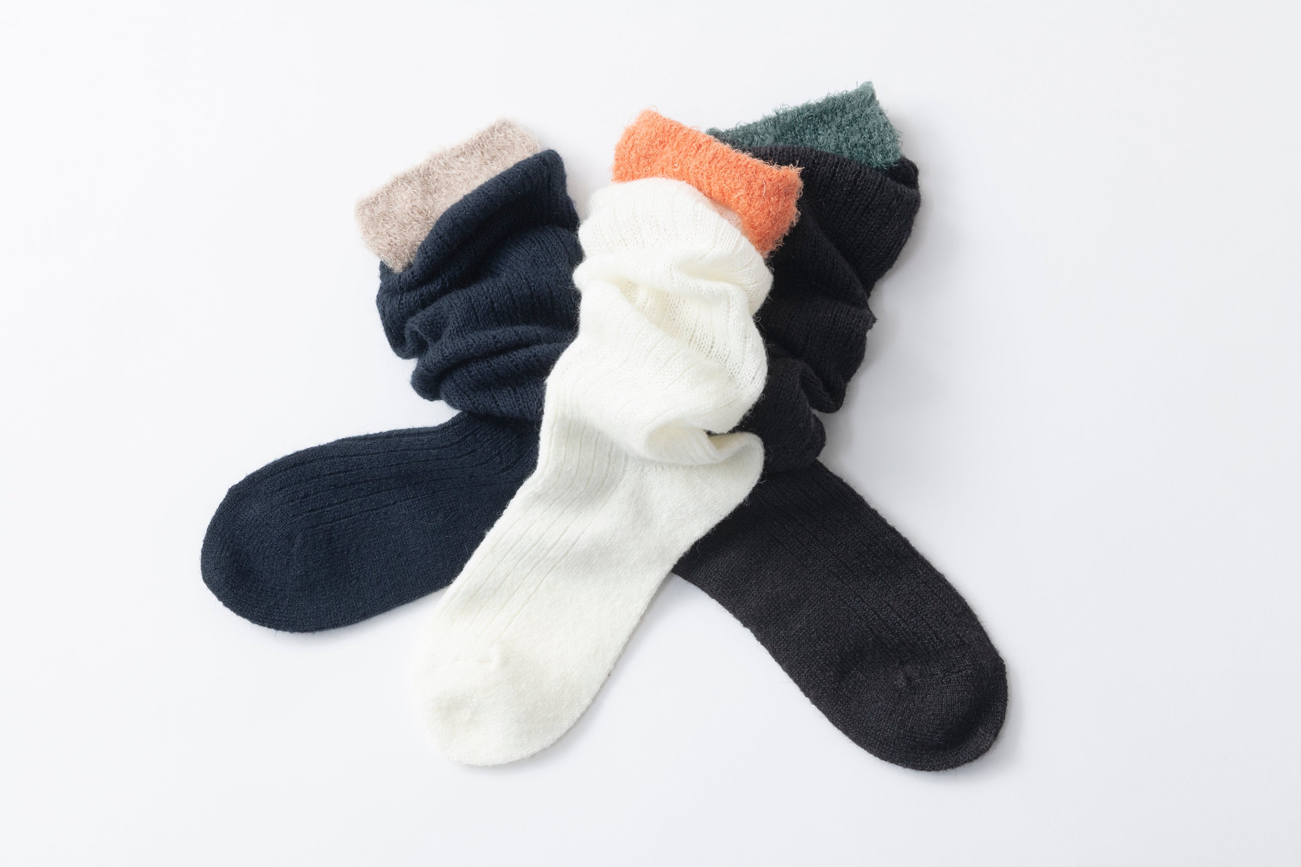 MOHAIR RIB LOOSE SOCKS