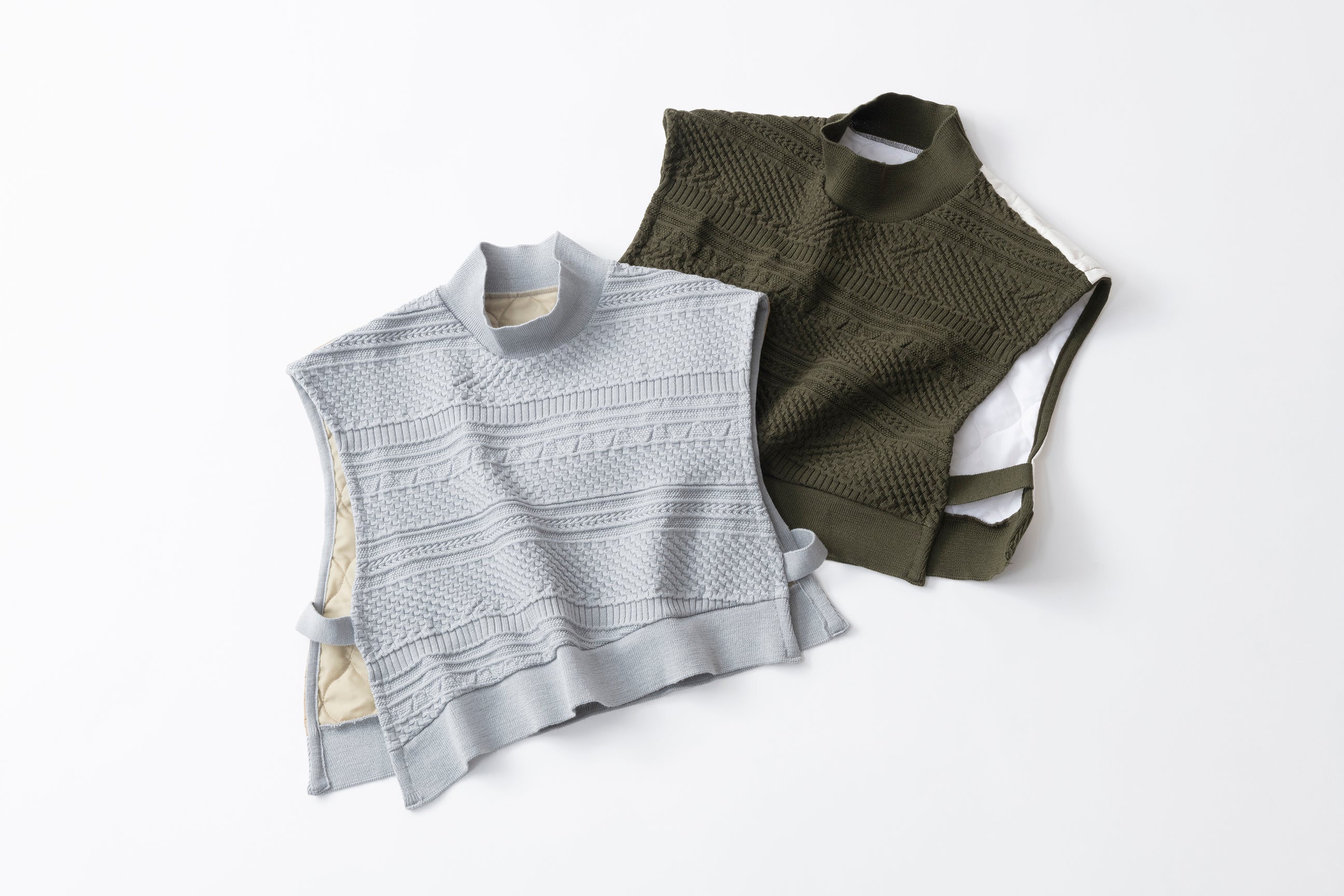 BUMPY SWITCH KNIT VEST