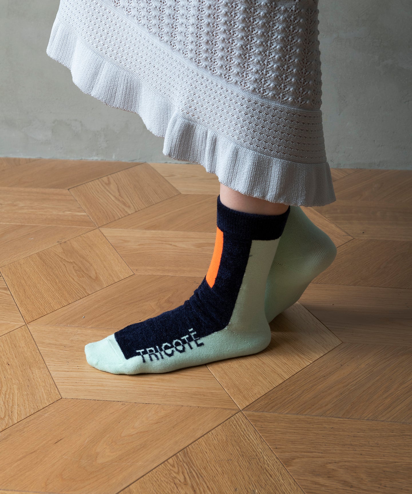 LINE LOGO SOCKS