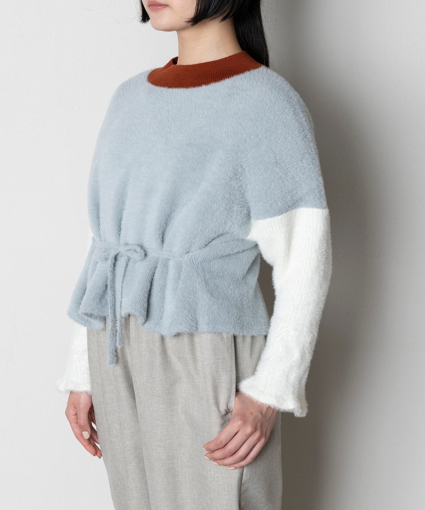 BICOLOUR KNIT TOPS