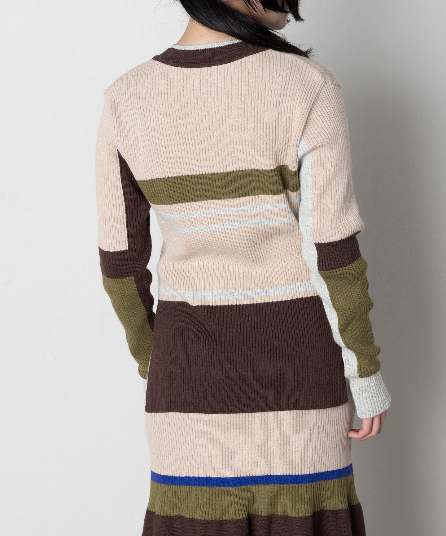 STRIPE RIB SWEATER